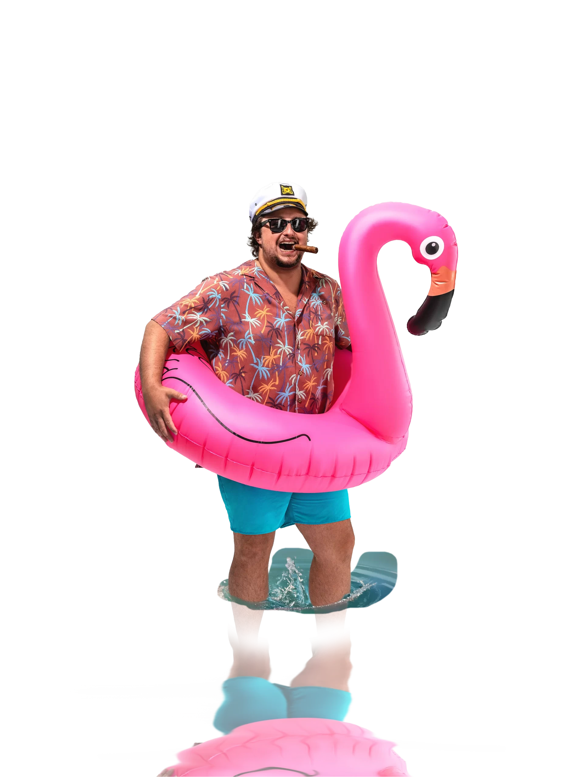 homme avec une chemise hawaiien avec un flotteur flamant rose